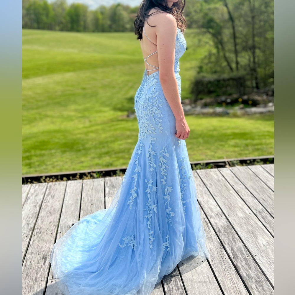 Baby blue prom dress size 4
